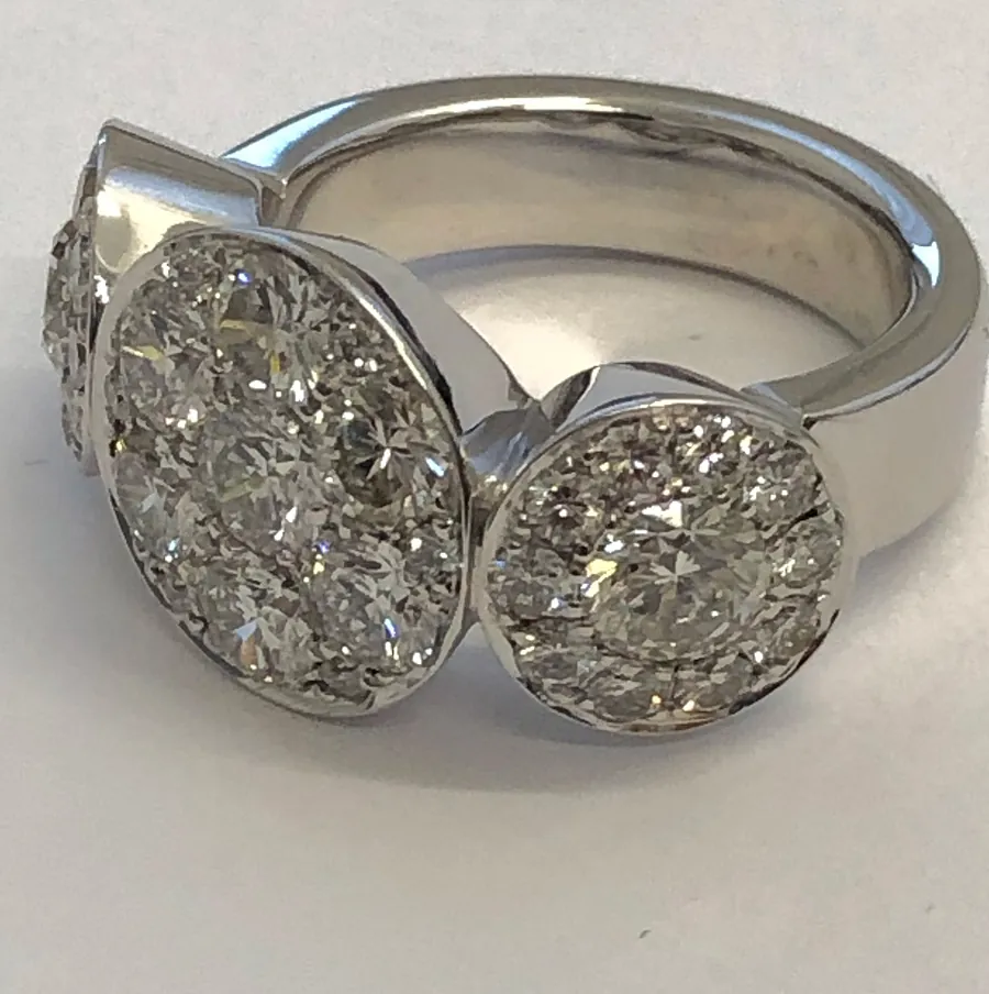 Ring Weissgold mit Brillanten