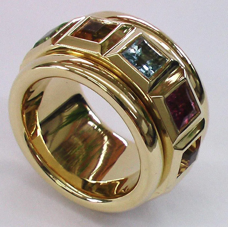 Ring drehbar nach Kundenvorlage
