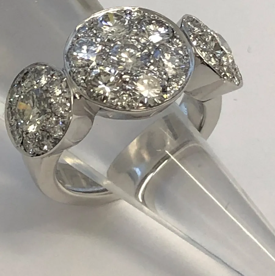 Ring Weissgold mit Brillanten